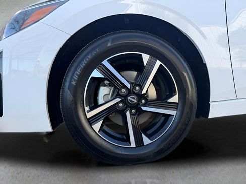 Certified 2025 Nissan Sentra SV image 26