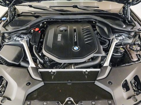 Used 2018 BMW 540i RWD image 28