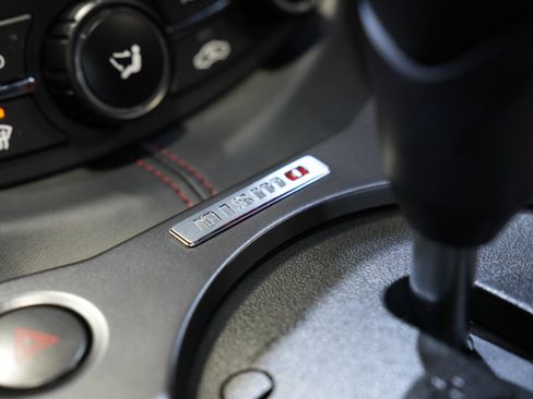 Used 2020 Nissan 370Z NISMO image 41