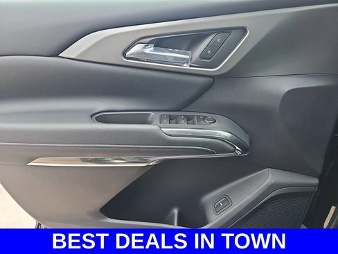 New 2026 Chevrolet Traverse LT w/ Midnight/Sport Edition FWD image 29