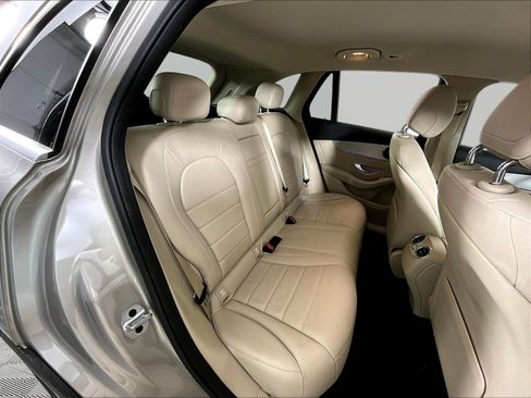 Used 2022 Mercedes-Benz GLC 300 image 25