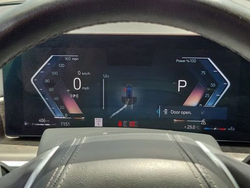 Used 2024 BMW X5 xDrive40i w/ Premium Package image 25