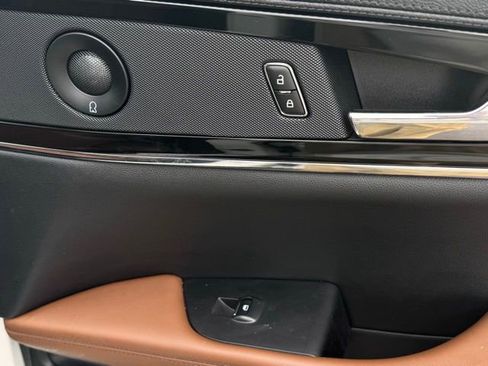 Used 2023 Lincoln Nautilus Reserve w/ Luxury Package image 15