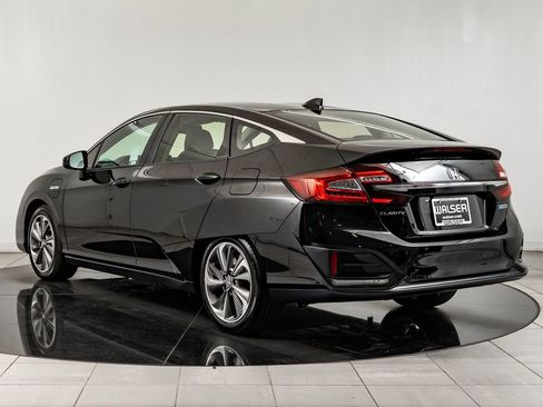 Used 2019 Honda Clarity Plug-In Hybrid image 6