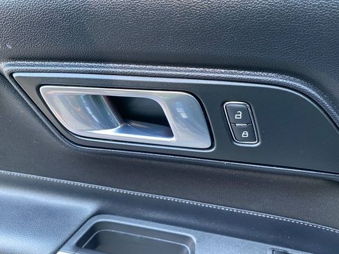 Used 2019 Ford Mustang GT w/ GT Performance Package RWD image 18