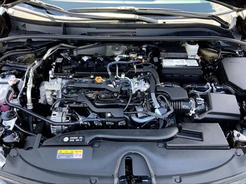 Certified 2025 Toyota Corolla LE image 31