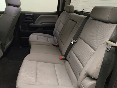 Used 2018 Chevrolet Silverado 1500 Custom w/ Custom Value Package image 18