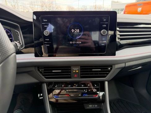 Used 2025 Volkswagen Jetta GLI Autobahn image 18