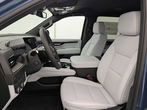 New 2026 Chevrolet Tahoe Premier AWD/4WD image 17