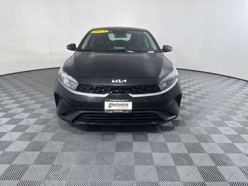 Used 2023 Kia Forte LXS w/ LXS Technology Package FWD image 8
