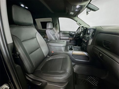 Used 2021 Chevrolet Silverado 1500 LT Trail Boss w/ Convenience Package II image 10