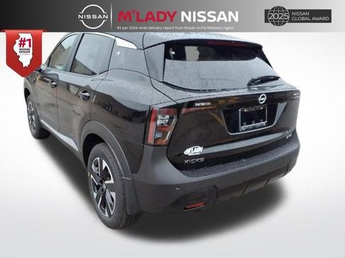 New 2026 Nissan Kicks SV image 5