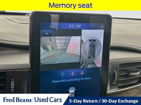 Used 2020 Ford Explorer Platinum w/ Premium Technology Package AWD/4WD image 19