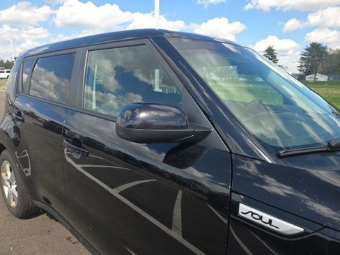 Used 2018 Kia Soul image 5
