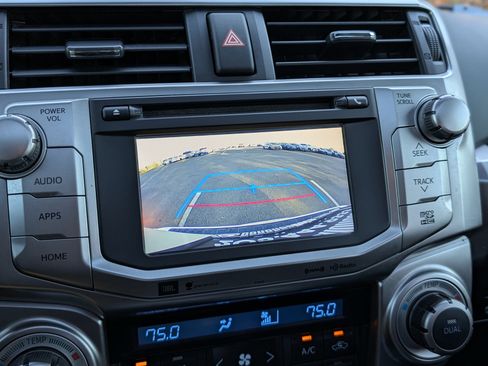 Used 2018 Toyota 4Runner Limited image 29