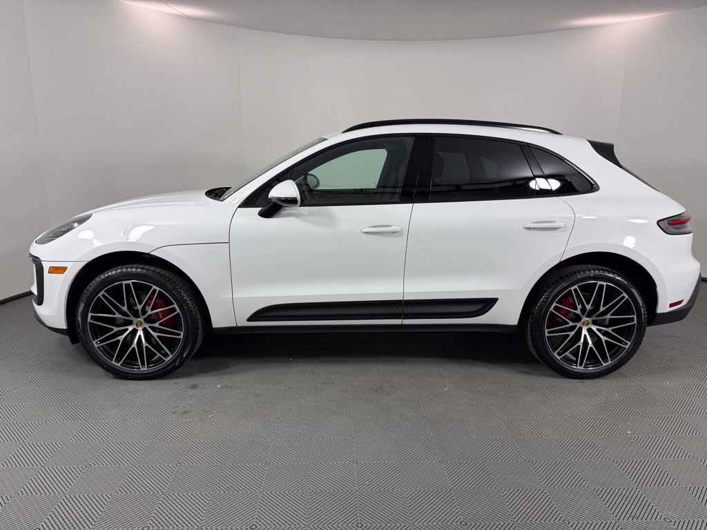 New 2026 Porsche Macan S AWD/4WD image 2