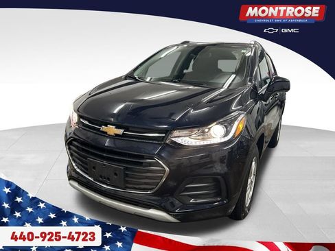Used 2022 Chevrolet Trax LT w/ LT Convenience Package image 1