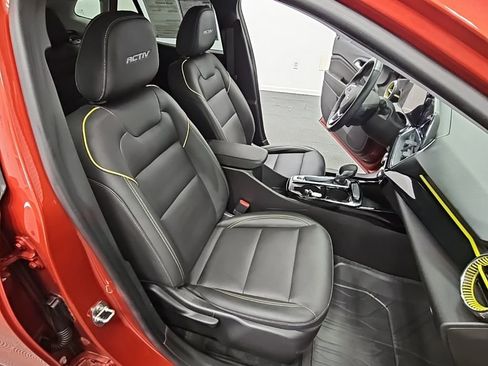 Used 2024 Chevrolet Trax ACTIV w/ Driver Confidence Package image 36