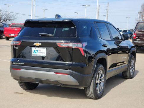 New 2026 Chevrolet Equinox LT image 4