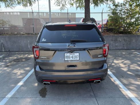 Used 2017 Ford Explorer Sport w/ Equipment Group 401A AWD/4WD image 3