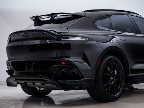 Used 2023 Aston Martin DBX 707 image 12