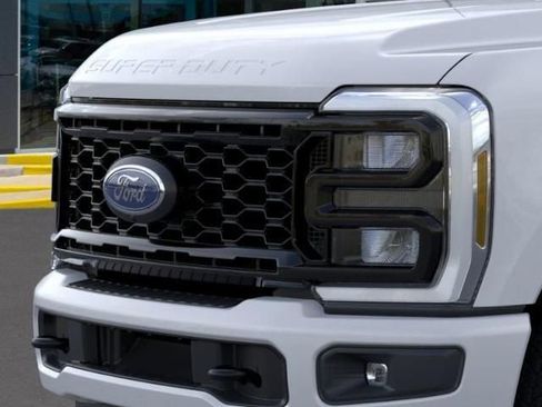 New 2026 Ford F250 XL w/ STX Appearance Package AWD/4WD image 17