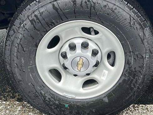 New 2024 Chevrolet Express 3500 w/ Power Convenience Package image 11