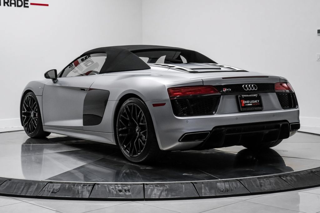 Used 2018 Audi R8 V10 AWD/4WD image 19