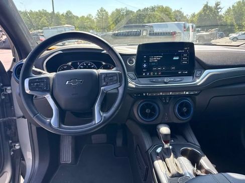 Used 2023 Chevrolet Blazer RS w/ Enhanced Convenience Package FWD image 15
