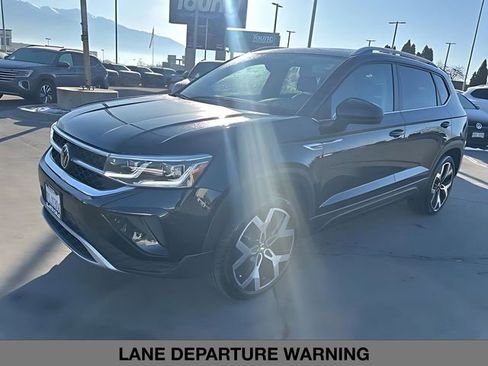 Used 2023 Volkswagen Taos SEL image 7