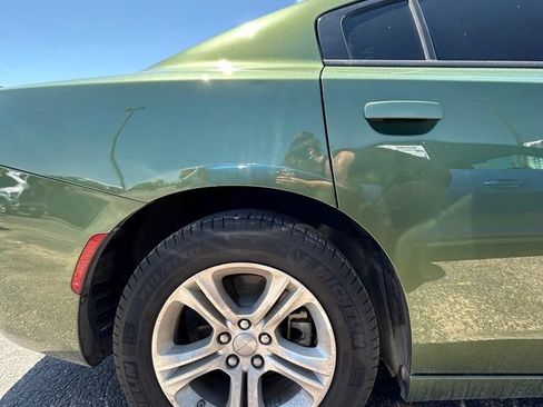 Used 2023 Dodge Charger SXT RWD image 4