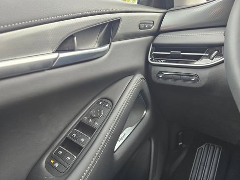 New 2026 INFINITI QX60 Luxe w/ Family Package image 40