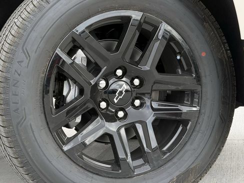 New 2026 Chevrolet Silverado 1500 Custom image 9