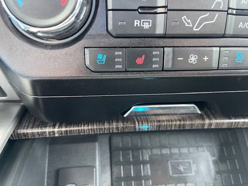 Used 2020 Ford F250 Lariat image 21