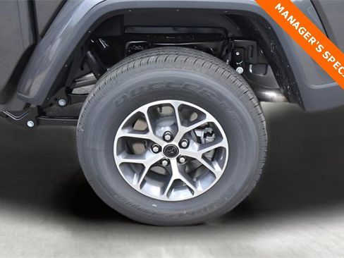 New 2025 Jeep Gladiator Sport image 9