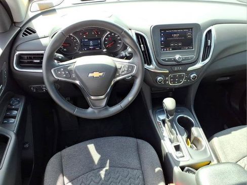 Used 2024 Chevrolet Equinox LT w/ LPO, Floor Liner Package FWD image 10