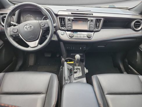 Used 2018 Toyota RAV4 SE w/ Power Extra Value Package FWD image 14