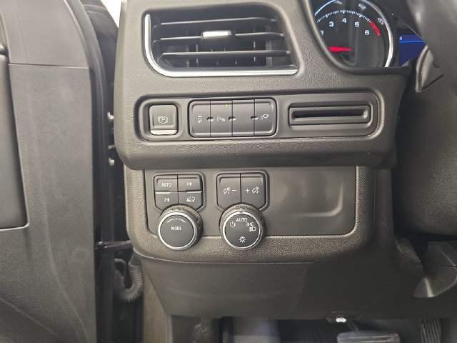 Used 2021 Chevrolet Tahoe LT AWD/4WD image 32