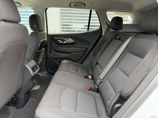 Used 2023 GMC Terrain SLE w/ Driver Convenience Package AWD/4WD image 15