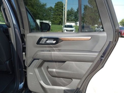New 2025 Chevrolet Tahoe High Country image 18