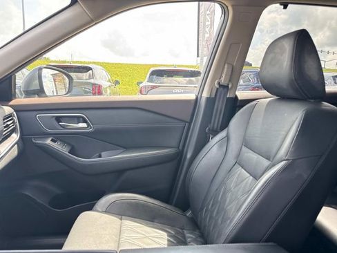 Used 2023 Nissan Rogue Platinum w/ Platinum Premium Package FWD image 24