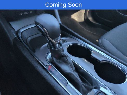 Used 2024 Chevrolet Malibu LT FWD image 30