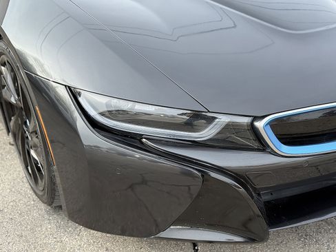 Used 2015 BMW i8 image 12