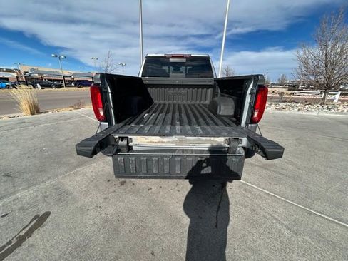 Used 2023 GMC Sierra 1500 SLT w/ SLT Premium Plus Package image 28