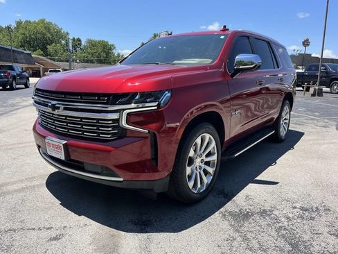 Used 2021 Chevrolet Tahoe Premier w/ Premium Package AWD/4WD image 7