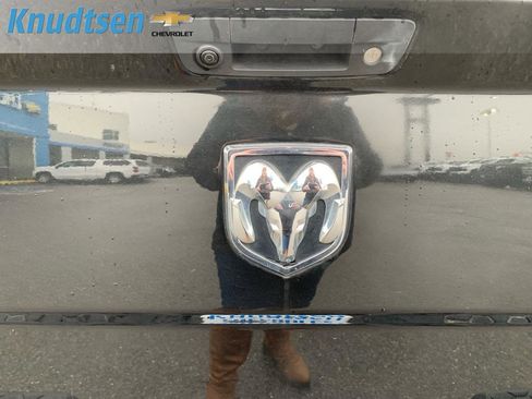 Used 2018 RAM 1500 Express image 15