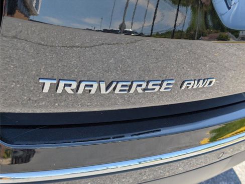 Used 2023 Chevrolet Traverse Premier w/ LPO, Floor Liner Package AWD/4WD image 9