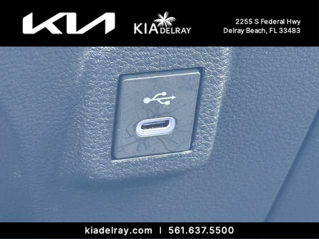 Used 2025 Toyota Corolla SE FWD image 21
