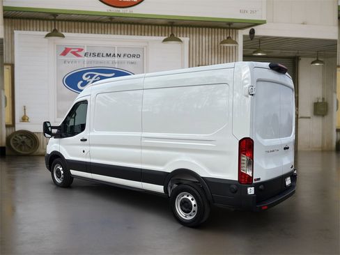 New 2025 Ford Transit 250 148 Medium Roof image 4