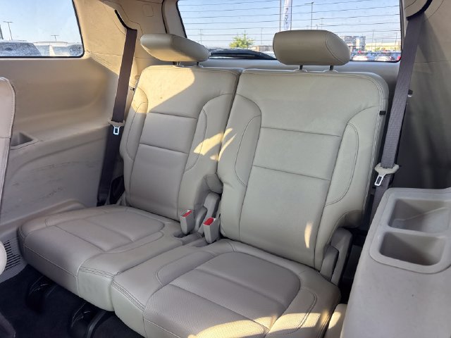 Used 2017 GMC Acadia Denali w/ Technology Package FWD image 15